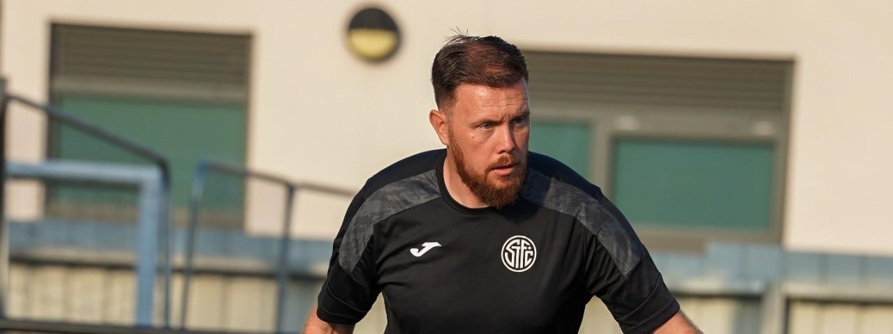 Alex Wines to depart Slough Town
